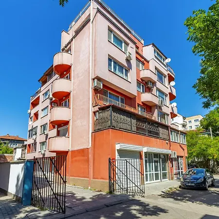 Comfort Corner - 1bd With Balcony By Flat Mаnager Appartement *