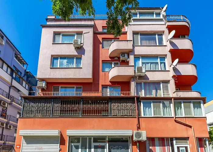 Comfort Corner - 1bd With Balcony By Flat Mаnager *