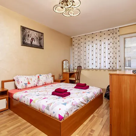 Apartman Comfort Corner - 1bd With Balcony By Flat Mаnager Plovdiv